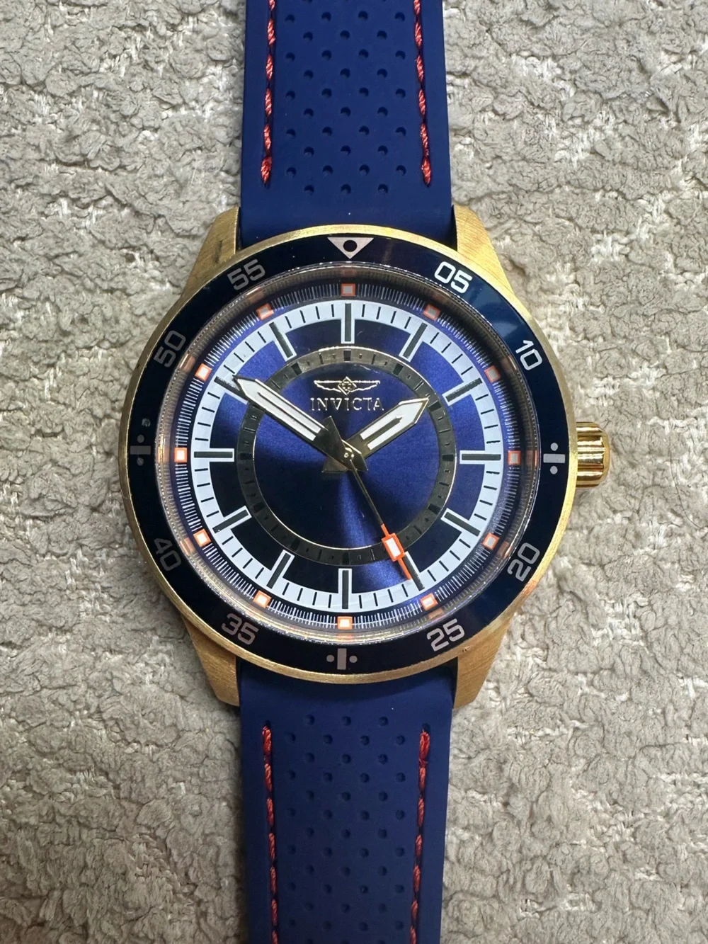 Invicta Specialty 45mm Men's Watch, Blue Dial & Silicone Band, Model #: 14333